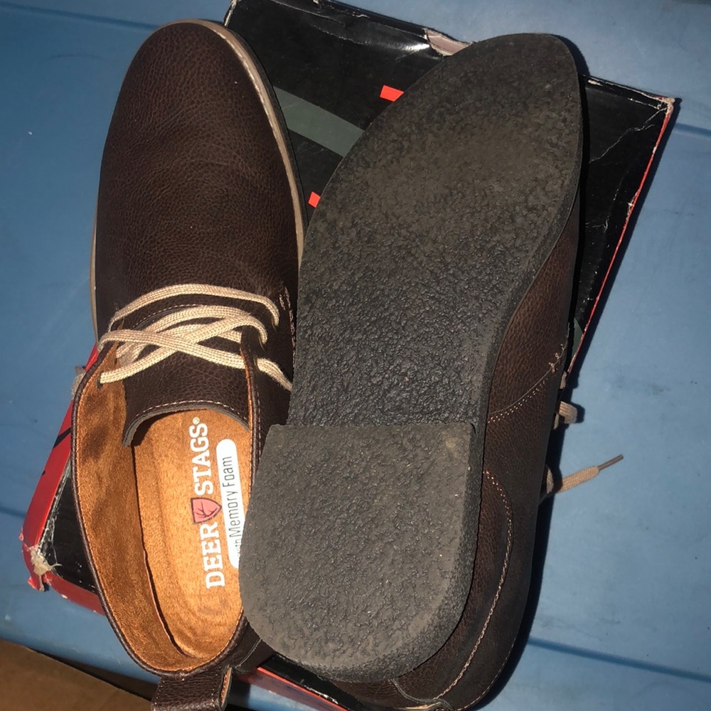 Men’s Deer Stag Chukka Boots, lace up, dark brown, new in box. Size 12M